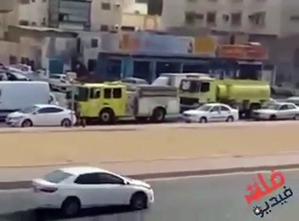 بالفيديو: المرور يعلق على مقطع رفض السيارات لإفساح الطريق لمركبات الدفاع المدني