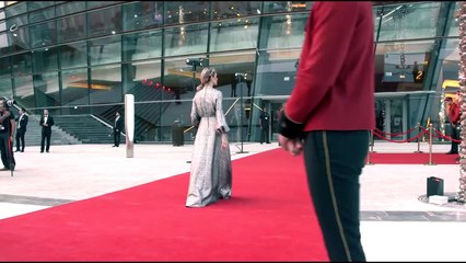 زويا تأخذك إلى دار أوبرا دبي مع مجوهرات كارتييه