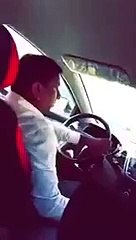 صراخ فتاة سعودية تحرش بها سائق أجرة!