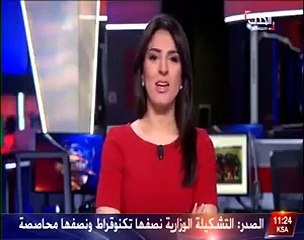 محلل سياسي ينام على الهواء مباشرة!