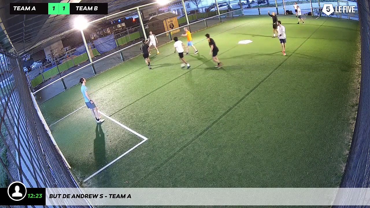 But de Andrew S - Team A
