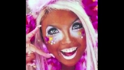 نجوم عالميون يقعون ضحية أخطاء كارثية في المكياج