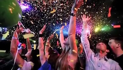 أجمل فساتين السهرة لتتألقي بإطلالة رائعة في ليلة رأس السنة