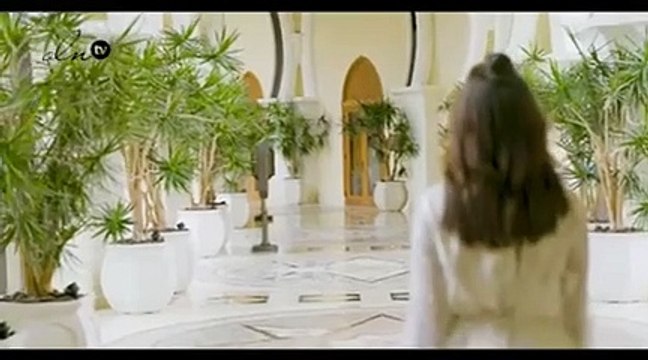 4 ملامح يجب أن تعرفيها عن تشكيلة سلمى بنعمر الخاصة بالعرائس!