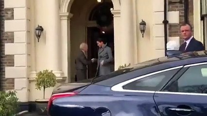 ميغان ماركل تُفاجئنا وترتدي كفّ فاطمة لإبعاد الشر عنها!