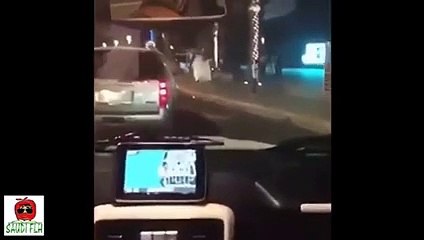 بالفيديو: عريس سعودي يتعرض للإنتقادات بسبب احتفاله بزواجة بكورنيش جدة