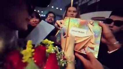 بعد تحديد موعد زفاف أسطوري باريس هيلتون تُعلن انفصالها وتتوجّه إلى دبي