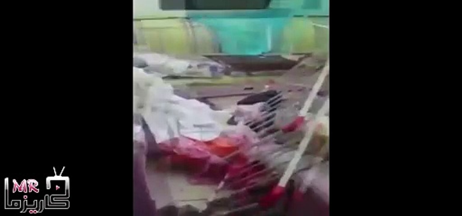 بالفيديو.. الزوجة الأولى تنتقم من زوجها بأقتحام...