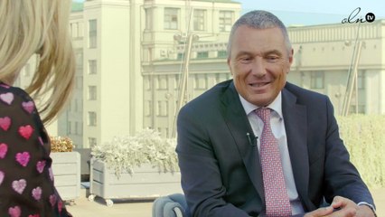 جان كريستوف بابين في حديث مع زويا عن معرض بولغري في الكريملين