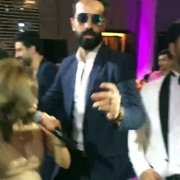 شاهدي رنا سماحة تُغنّي وترقص مهرجانات