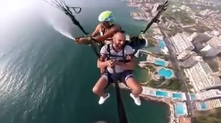 بالفيديو.. نجم ستار أكاديمي يحتفل بعيد ميلاده بطريقة خطيرة في سماء لبنان!