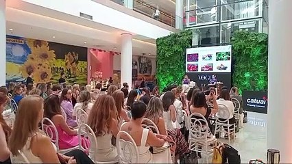 Moda e criatividade tomam conta do Catuaí Shopping em evento em parceria com a Vogue