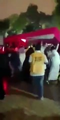 بالفيديو سقوط لوحة اعلانية على عدد من النساء في احدى المهرجانات بالسعودية