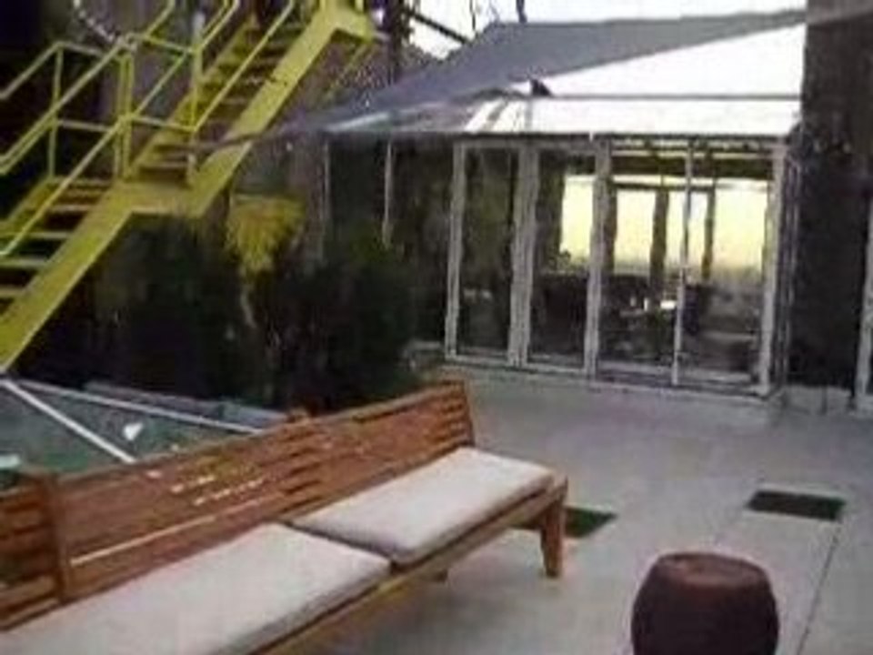 Dailymotion Roof