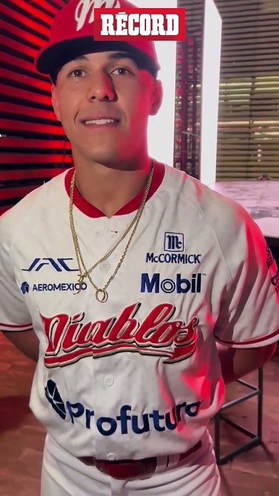 Los DIABLOS ROJOS del México presentaron sus nuevos uniformes