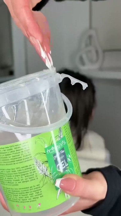 I take care of my daughter 😳im amazed #hair #asmr #hairstyle #enfants #placage