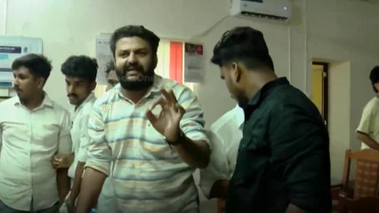 അപമര്യാദയായി പെരുമാറിയ അധ്യാപകനെ സംരക്ഷിക്കുന്നെന്ന് ആരോപണം; തൃശൂർ വനിതാ പോളിടെക്‌നിക്കിൽ KSU ഉപരോധം