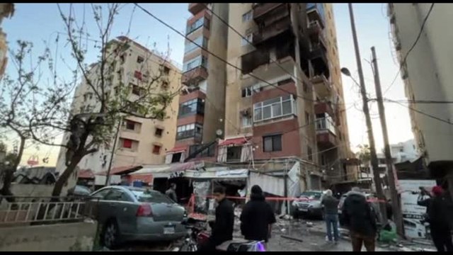 Attacco israeliano in Libano, colpito edificio: 3 morti