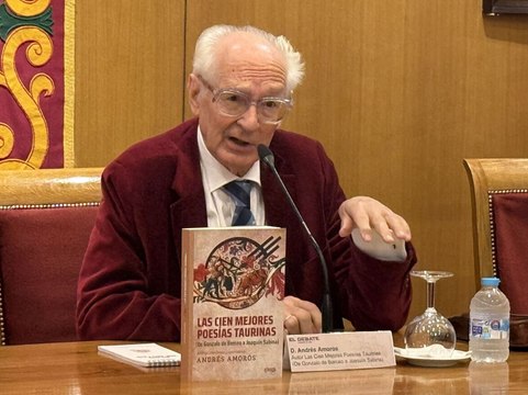 Andrés Amorós: Los toros tienen una importancia fundamental en la poesía y la cultura españolas