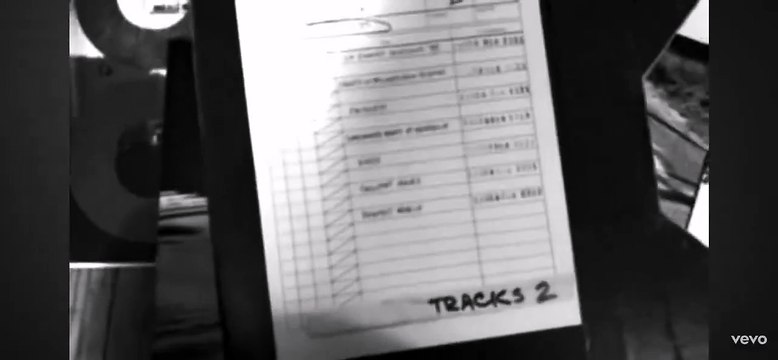 La légende américaine du rock Bruce Springsteen a annoncé la sortie prévue en juin prochain d'un coffret de sept albums regroupant 83 chansons inédites