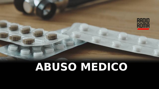 Rubava farmaci dall’ospedale per fare visite private