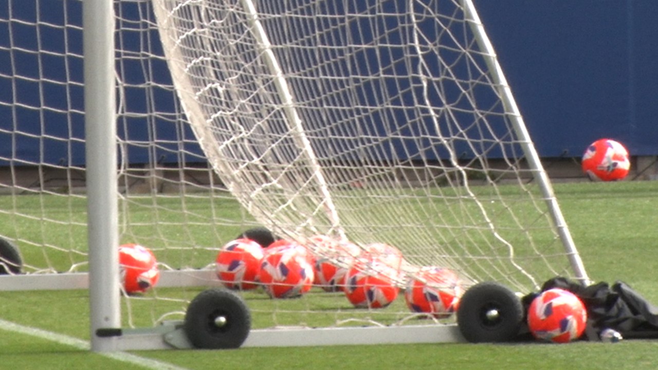 El Barça estrena los nuevos balones de LaLiga