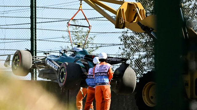 Un error deja a Fernando Alonso en la grava durante los entrenamientos en Suzuka