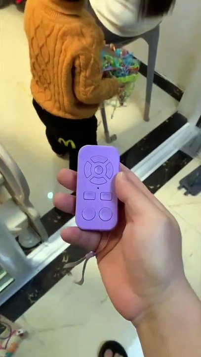 This can be used to correct children playing with their mobile phones. Mobile phone remote contr#funnyvideos #prankvideo #comedy #fypシ #trending