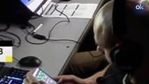 Pillan a un técnico en la sala del VAR apostando en pleno partido