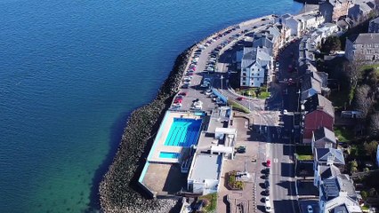 Gourock Outdoor Pool: Open-Air Saltwater Swim 🌊