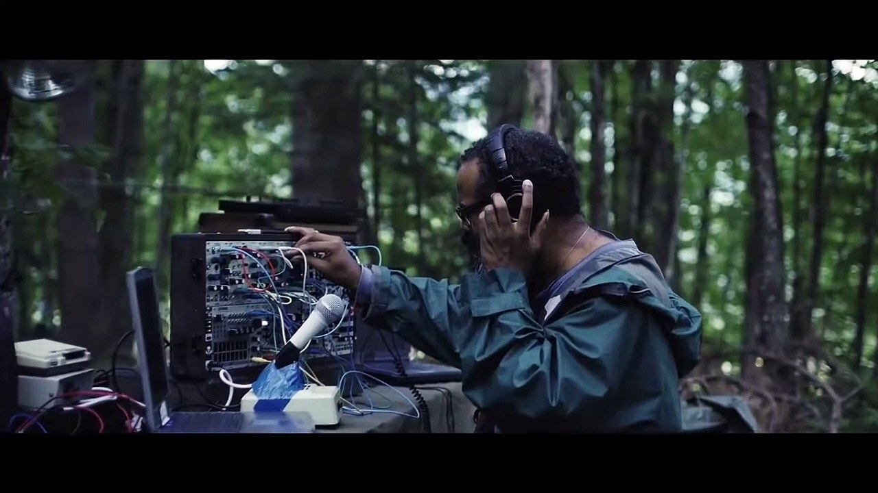 Portails (2021) - Bande annonce