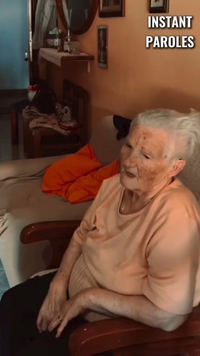 Ces deux sœurs de 90 ans et de 100 ans se retrouvent après six ans