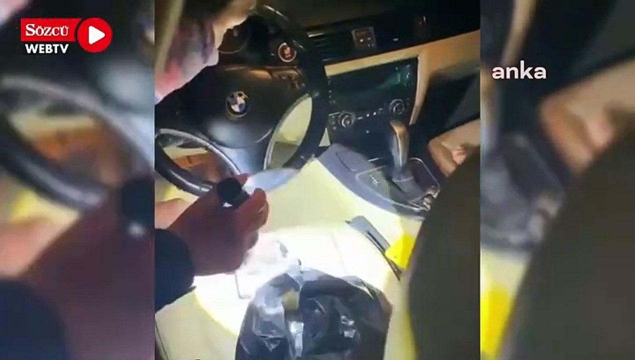İzmir'de bir aracın klima ızgarasında uyuşturucu madde ele geçirildi