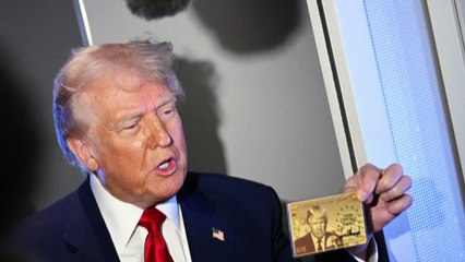 Trump apresenta primeiro visto 'Gold Card' de US$ 5 milhões