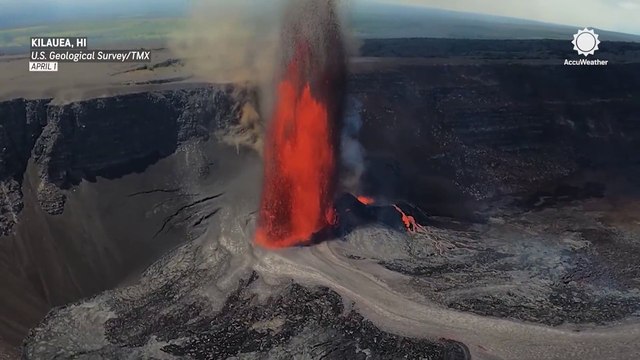 Towering lava fountain gushes out of Kilauea volcano