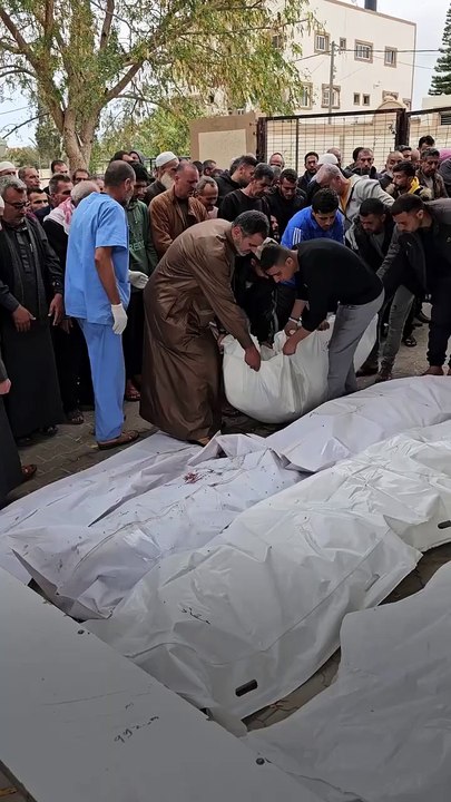 25 members of Palestinian family killed by Israeli air strike on Khan Younis