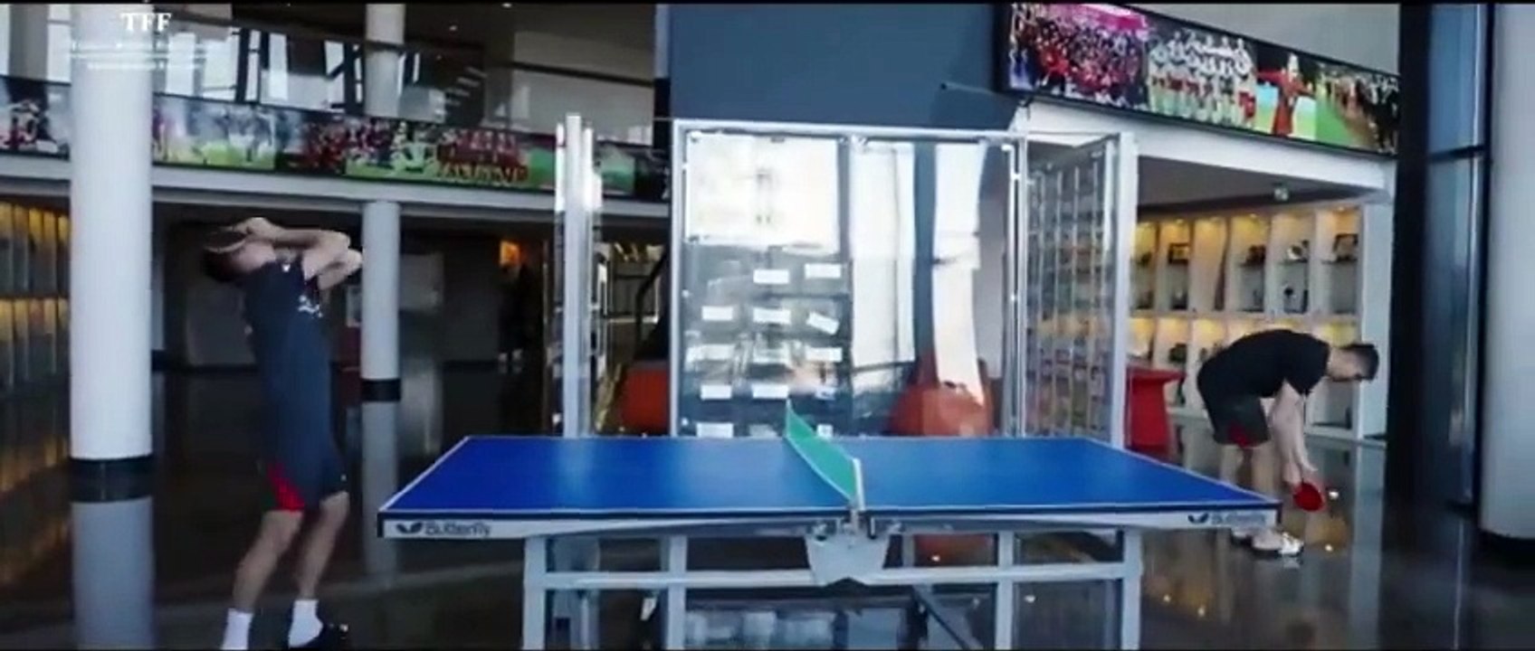 Futbol cambazı Arda Güler'in masa tenisi performansı hayal kırıklığı yarattı