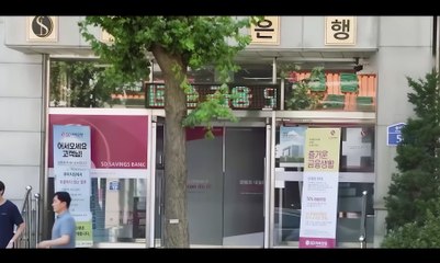 This woman was not wealthy, but she invested a lot of money in her young lover