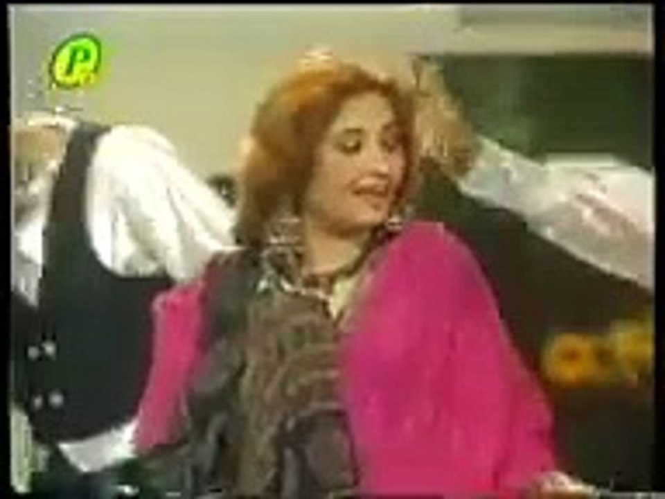 Atta_Ullah_Khan_Essa_Khelvi_and_Salma_Agha_Sajjan_Meyray_Rainday_Naay(144p)