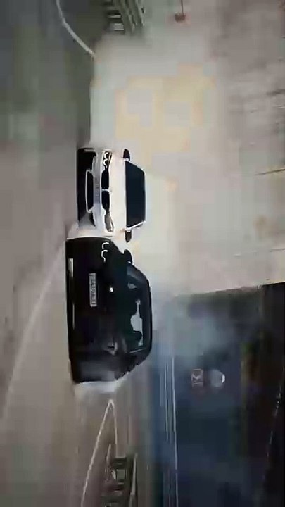 Tesla Plaid vs Bugatti – Who Wins?