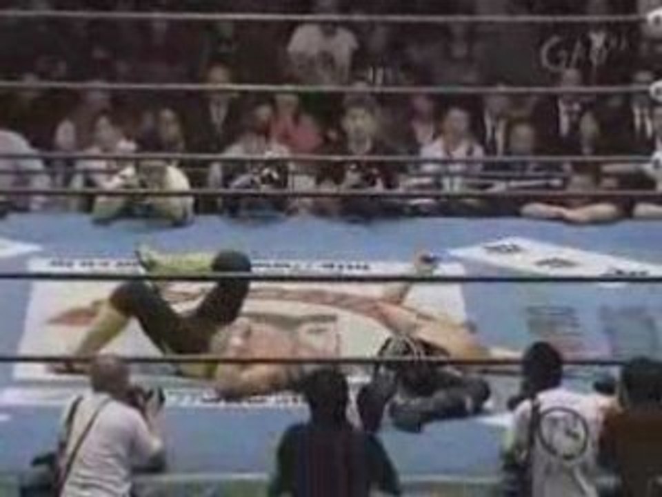 Toshiaki Kawada vs. Hiroshi Tanahashi - AJPW 4/8/08 (part 2)