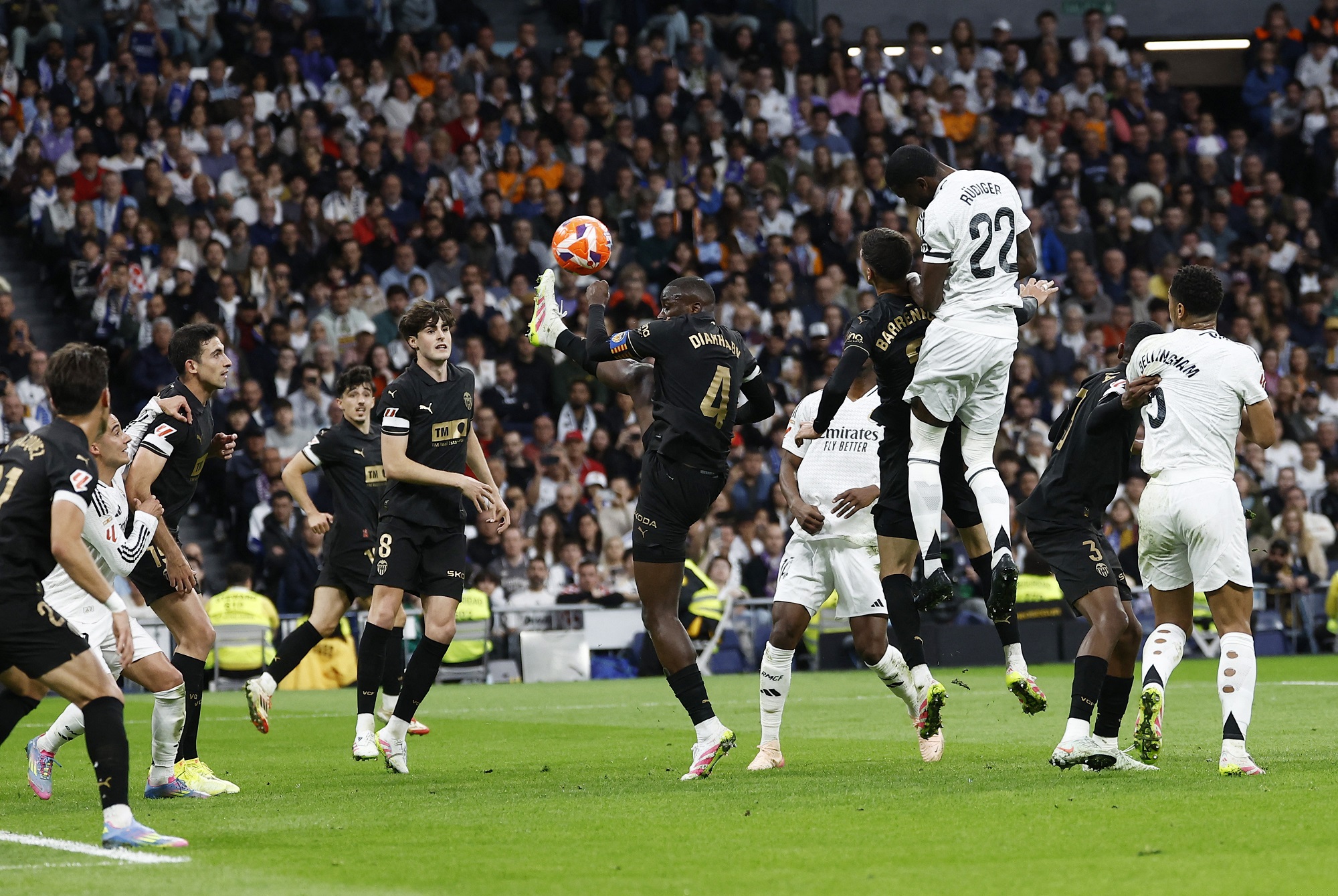 ملخص مباراة  ريال مدريد وفالنسيا