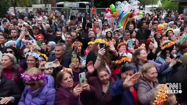Uluslararası Adana Portakal Çiçeği Karnavalı başladı