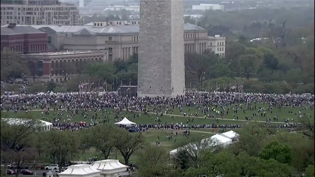 Protesters Call Out Trump as ‘Counterfeit King’ in Fiery Washington DC Demonstration