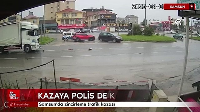 Samsun'da zincirleme trafik kazası: Kazaya polis aracı da karıştı