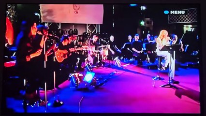 KYLIE MINOGUE - In My Arms (BBC Radio 1 Acoustic Live Sessions 2012)