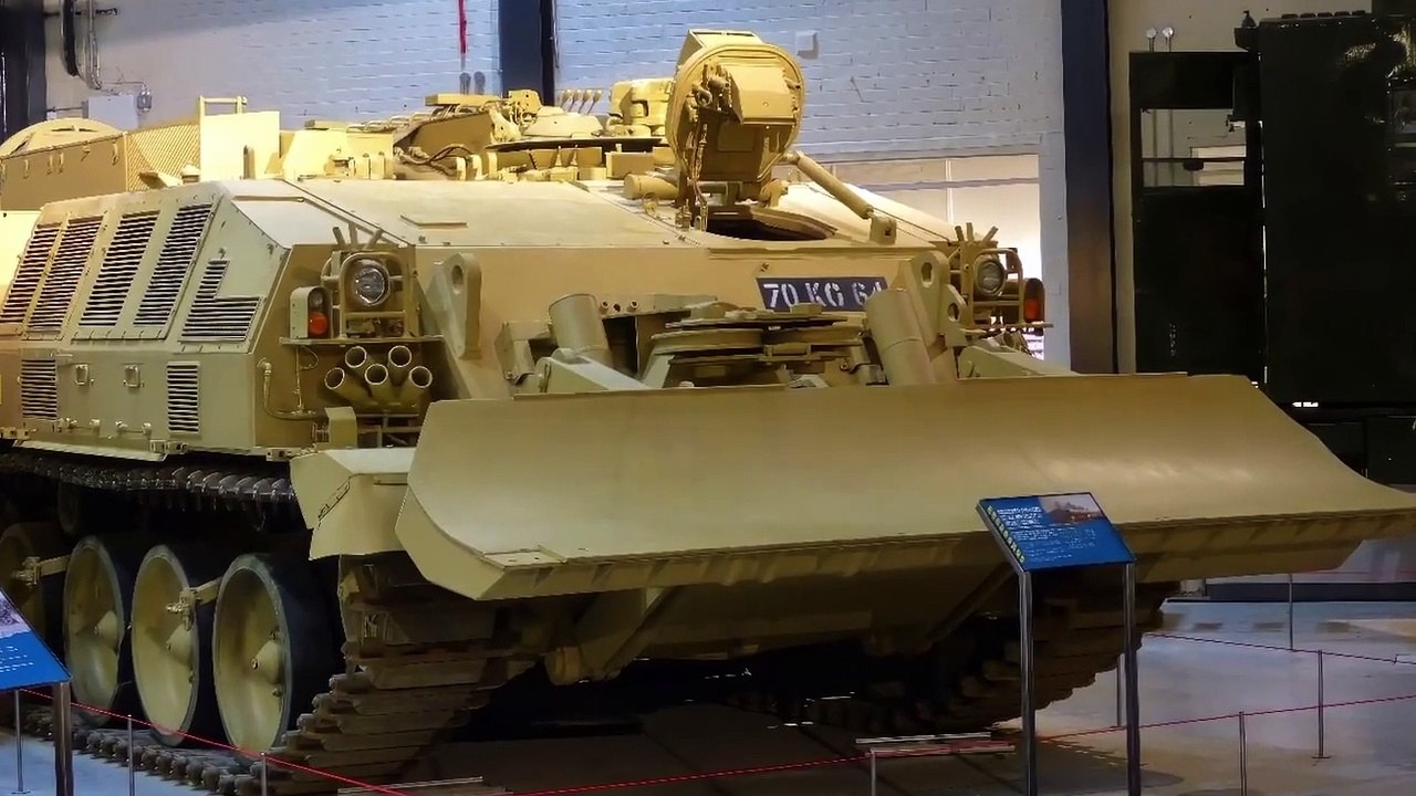 Challenger CRARRV - Armoured Repair and Recovery Vehicle - HD