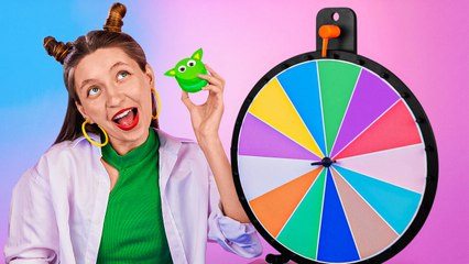 ONE COLOR CRAFT CHALLENGE 💛💚 COULD OUR CRAFTER HANDLE EVERY COLOR? 🤔