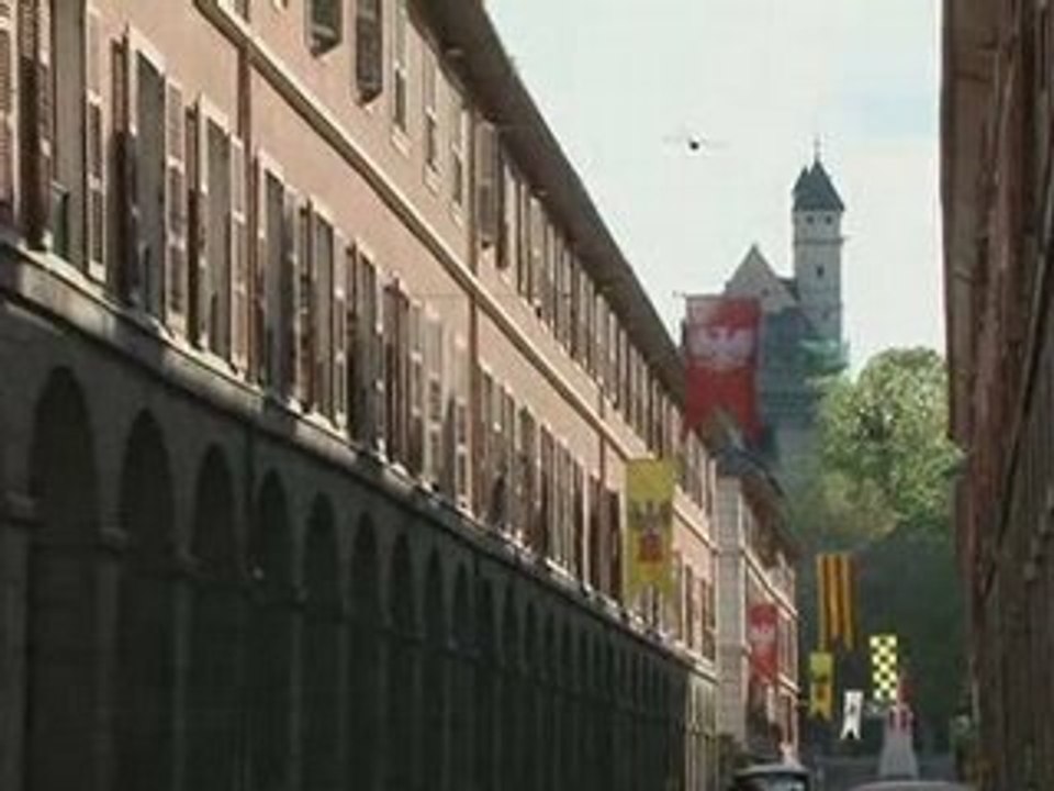 Rénovation du toit de la Tour Carrée du Château des Ducs