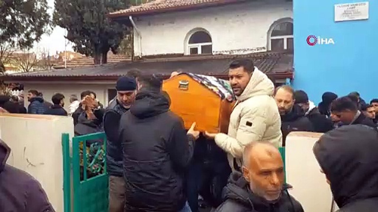 Sevgilisi tarafından öldürülen 14 yaşındaki kız defnedildi